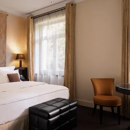 Hotel Modrzewie Park