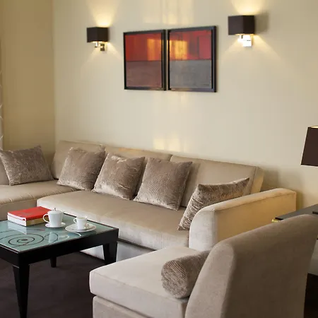 Hotel Modrzewie Park